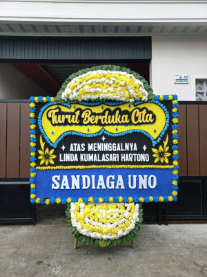 Papan Bunga Duka di Pipitan